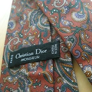 Christian Dior Mens Luxury Floral Pasiley Silk Tie
